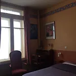 Hotel De Paris 3*